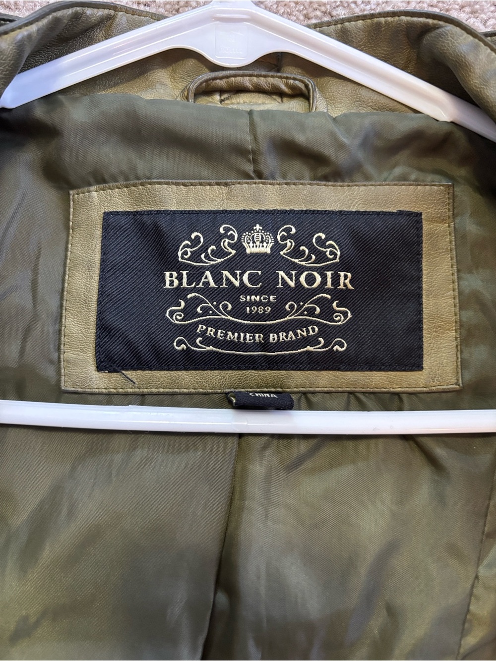 blanc noir Olive Quilted Faux Leather Moto Jacket - Picture 2 of 12